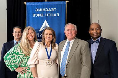 School of Business Faculty with Teaching Excellence Award